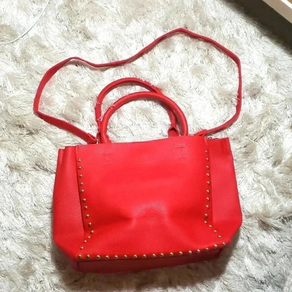 𝅺KISS me couture Red leather bag